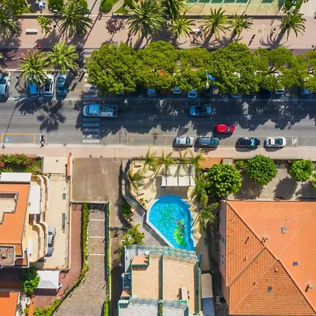 Playa Apartmanhotel 3*