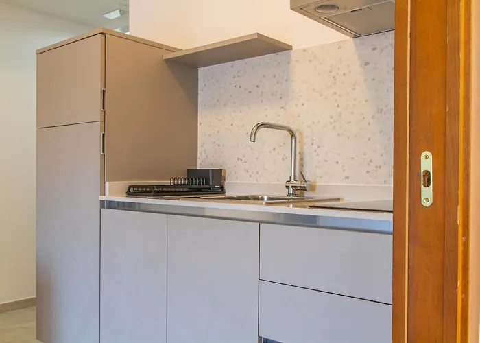 Playa アパートホテル 3*